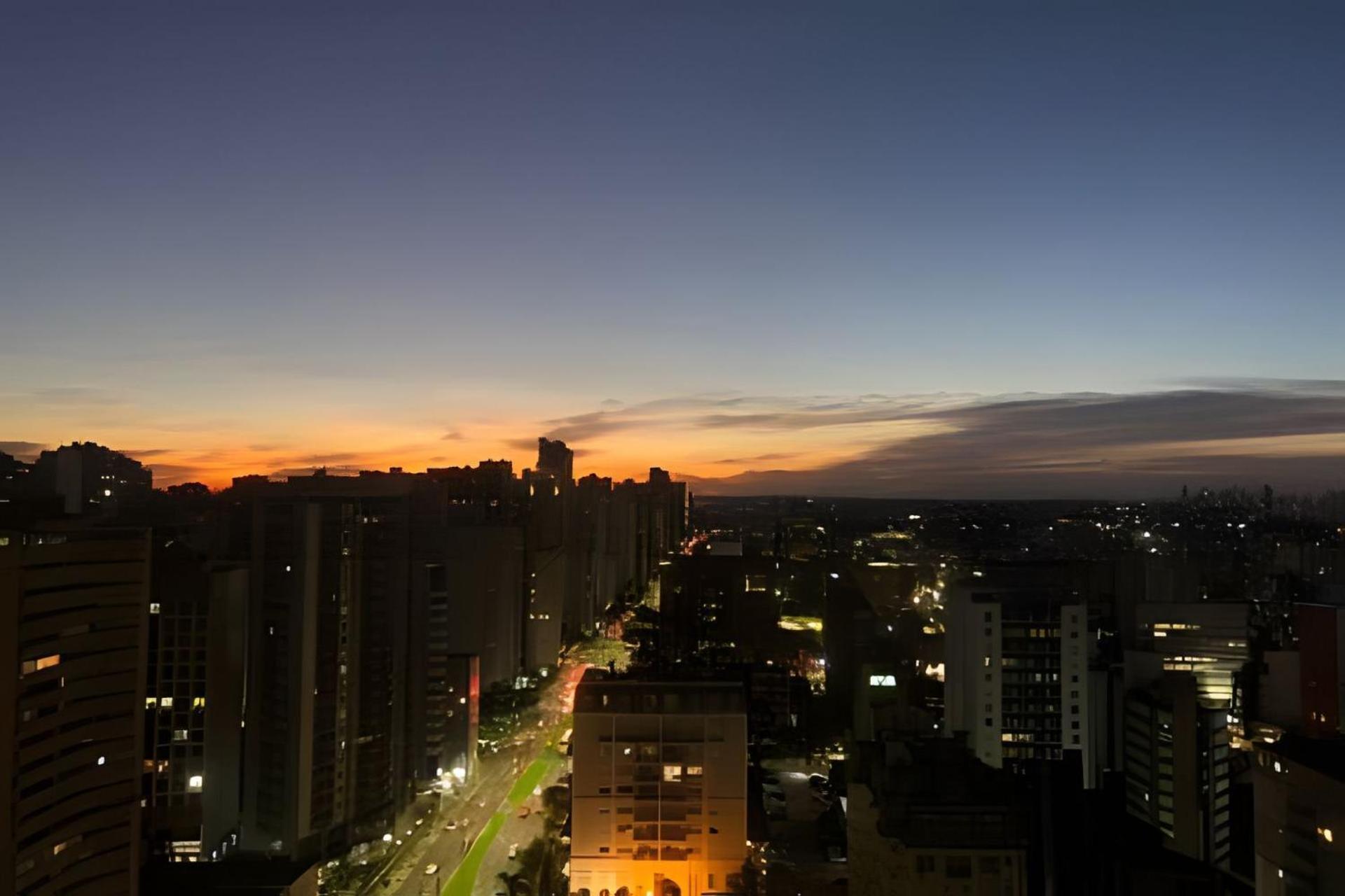 Lifespace Curitiba - Apartamentos Urooms Luaran gambar