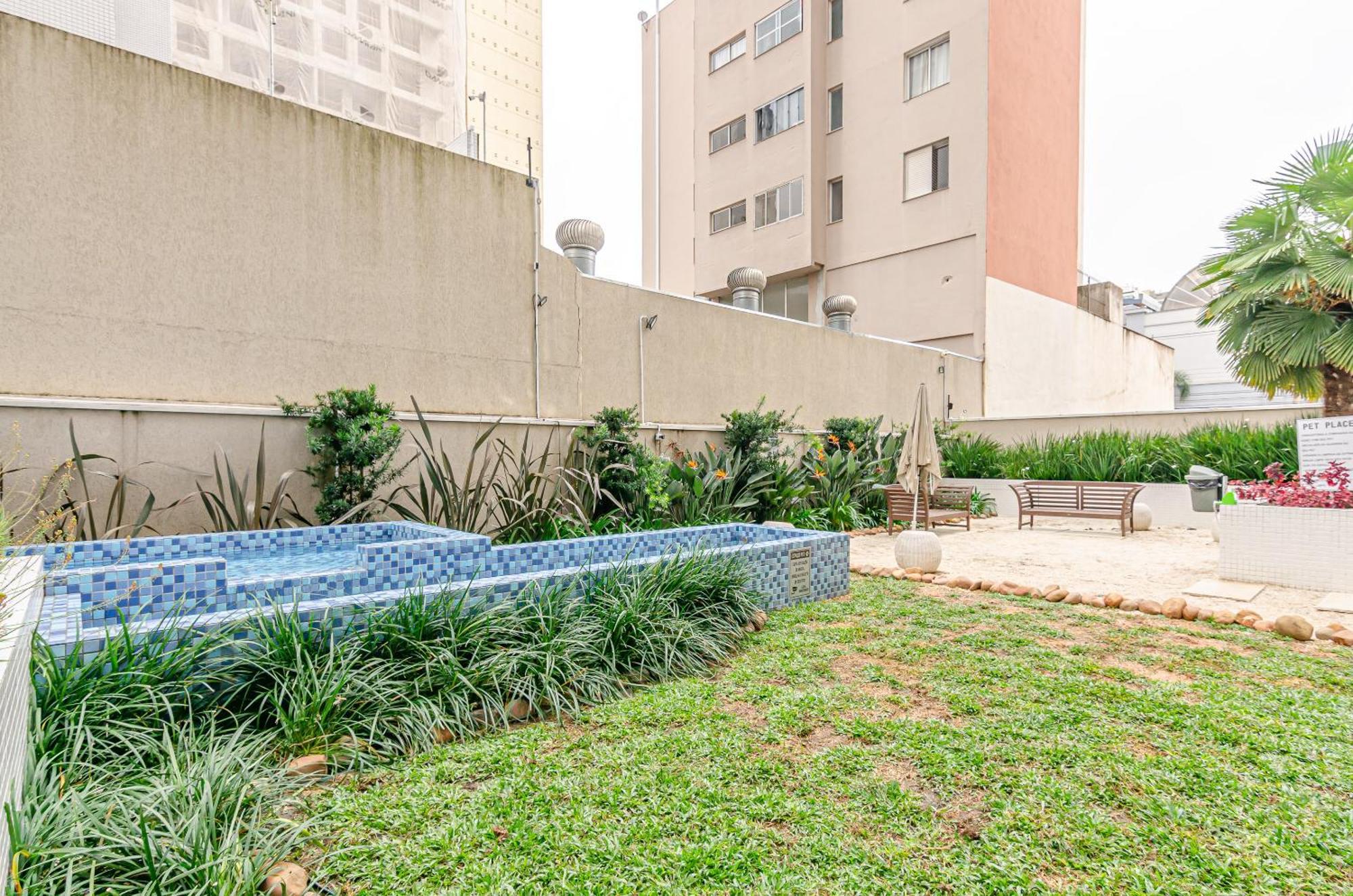 Lifespace Curitiba - Apartamentos Urooms Luaran gambar